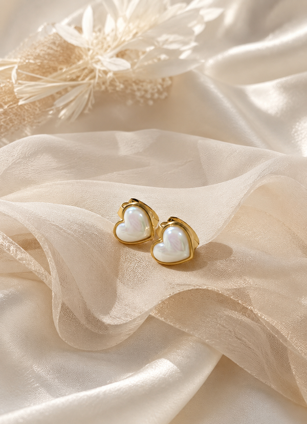 Pearl Heart Classic Stud Earrings