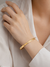 The Lumina Signature Stone Unisex Kada