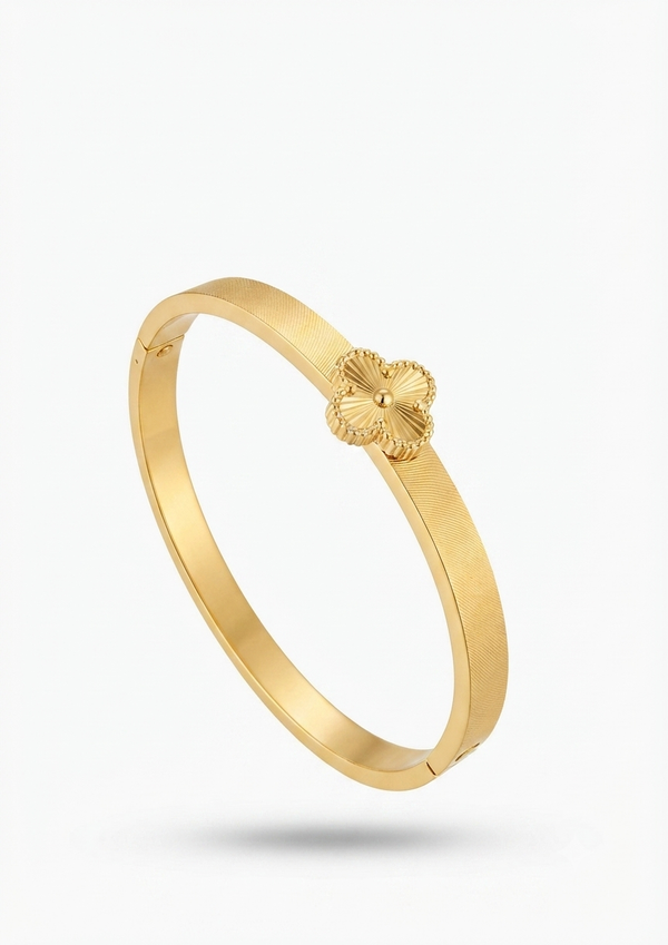 Single Gold Clover Statement Bracelet