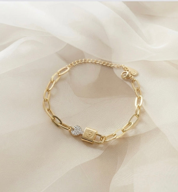 Signature Luxe Lock & Key Adjustable Bracelet