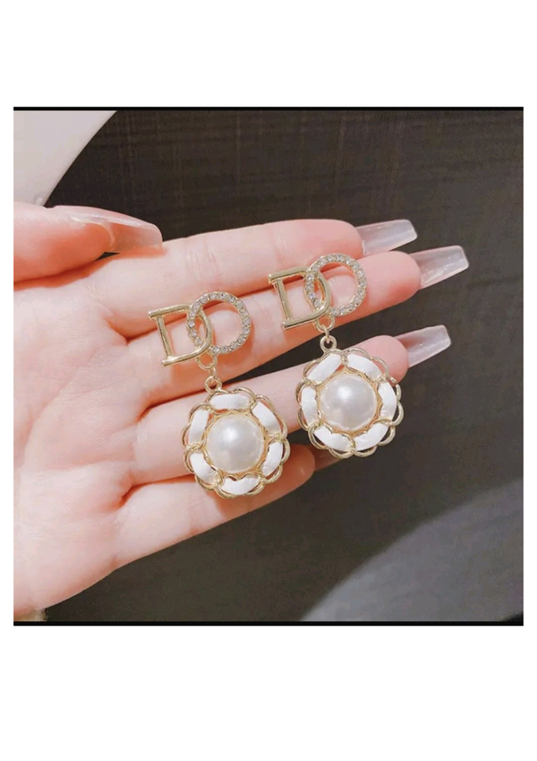D Floral Pearl Drop Earrings