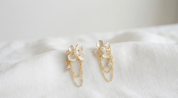 VIVA Petal Elegance Tassel Earring
