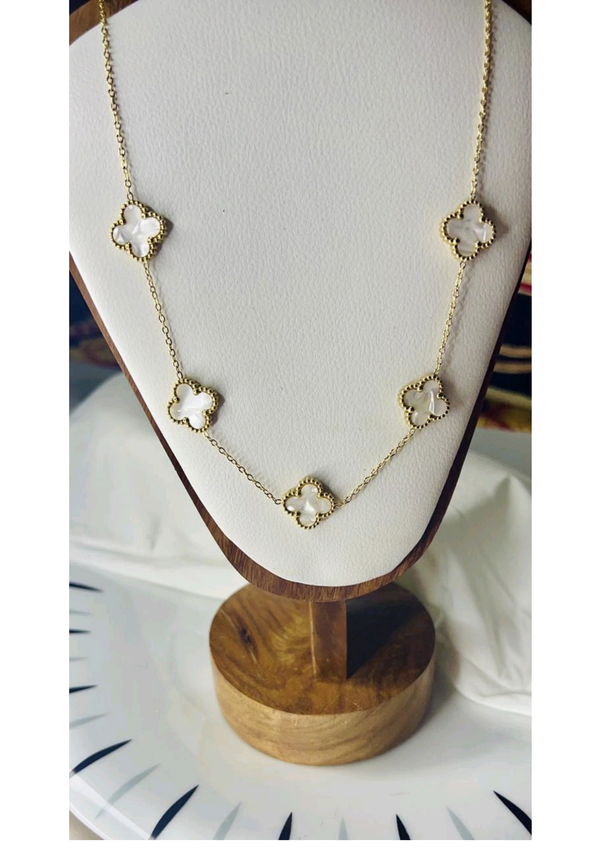 Signature White Clover Range Anti Tarnish 18k gold plated necklace